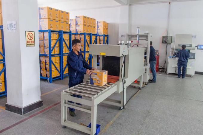 OEM 雑草を刈り取ったり 掘り出したりする機械 農業雑草を刈る機械 1200W 1